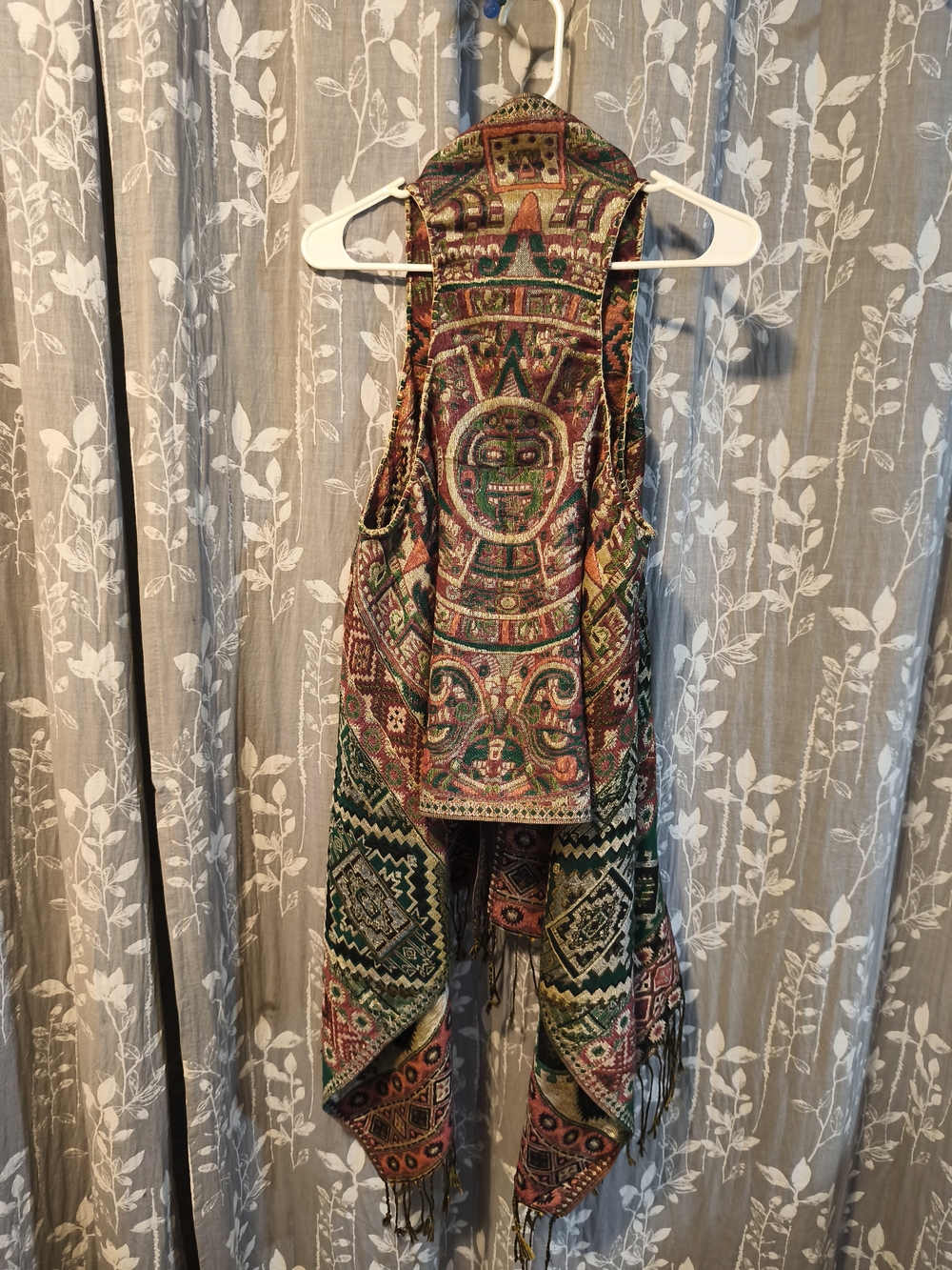 Bohemian Green Patterned Fringed Vest - Picture 5 of 7